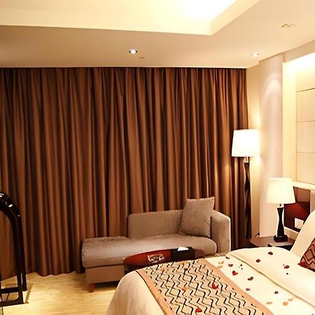 Fortune Hotel Longyan Exteriör bild