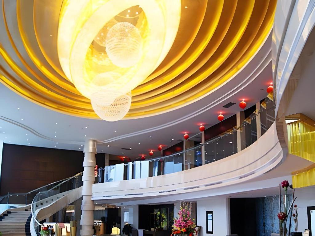Fortune Hotel Longyan Exteriör bild
